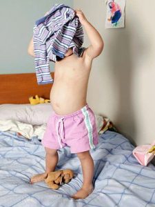 Enseñar a los niños a vestirse